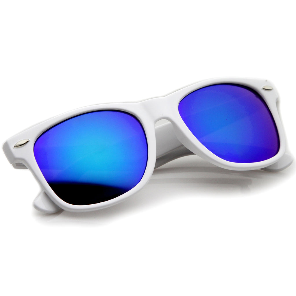 White / Midnight