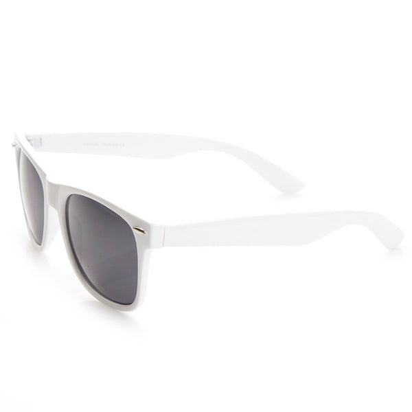 White on sale wayfarer frames