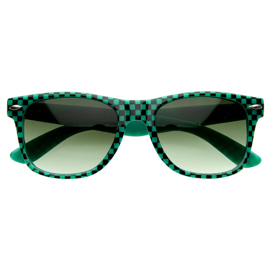 Gafas de sol con montura de cuerno y estampado a cuadros de colores retro años 80 para fiesta