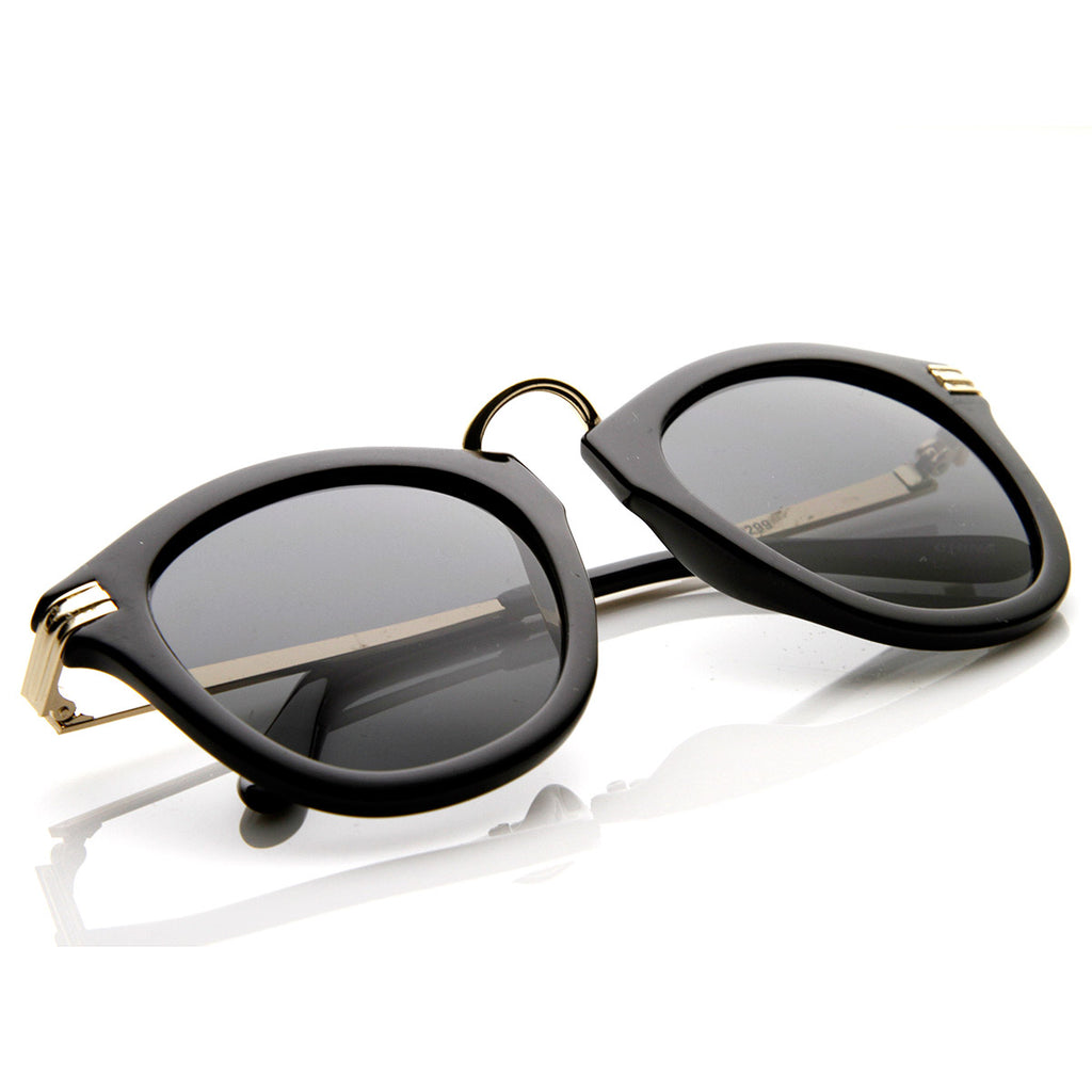 Shiny Black-Gold