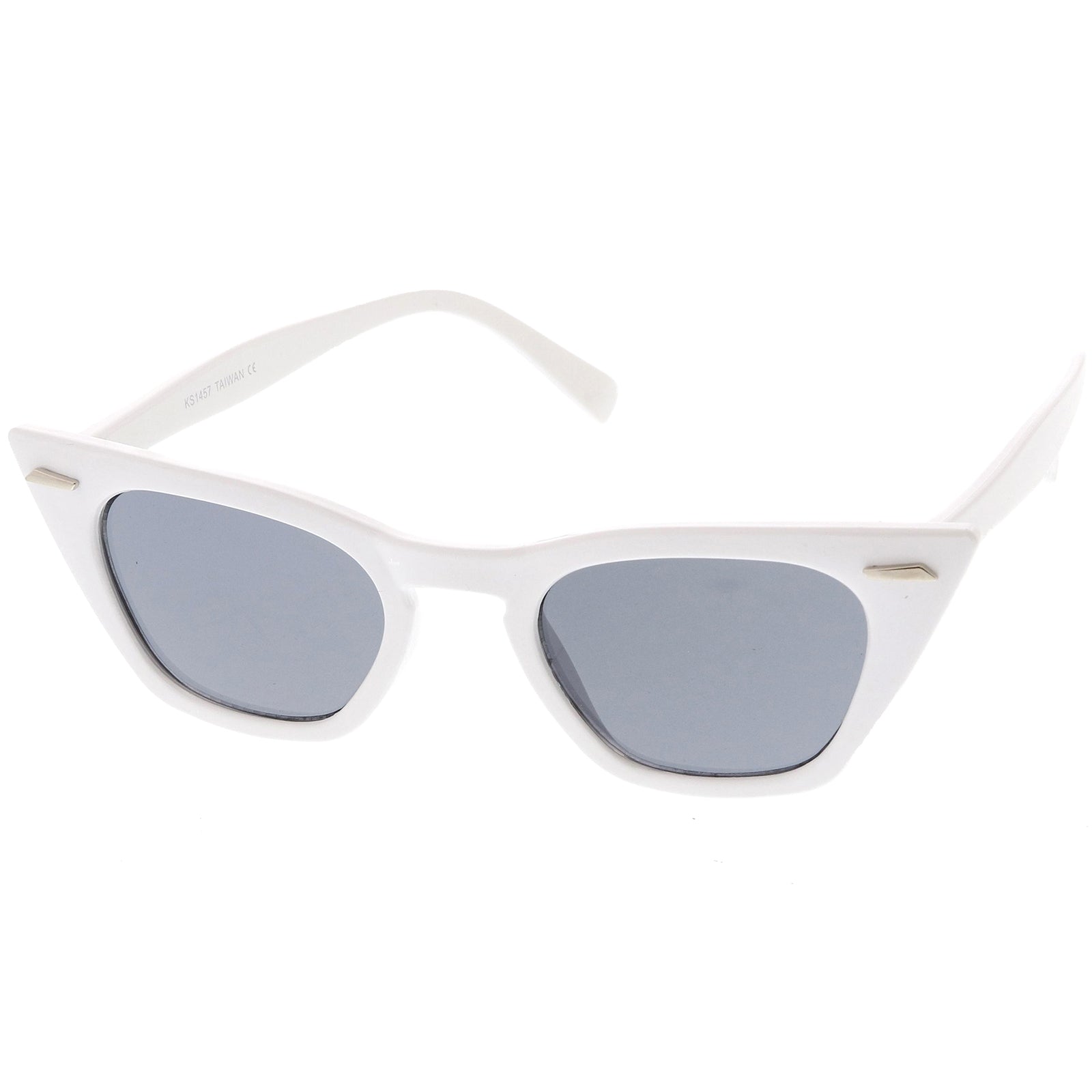 White / Smoke