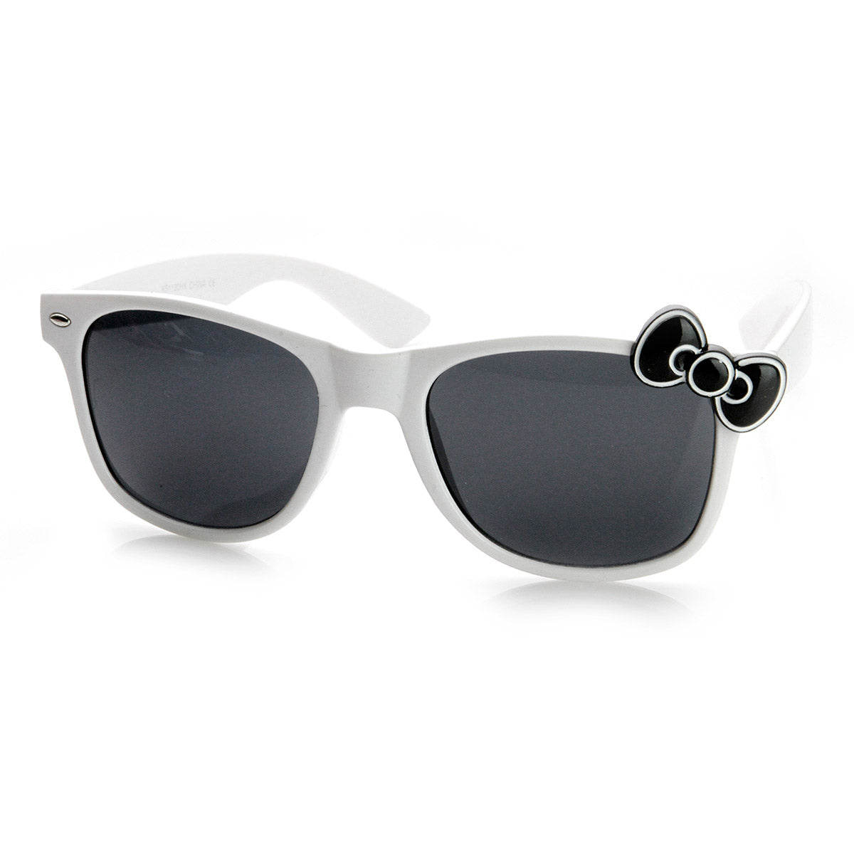 White Black-Bow