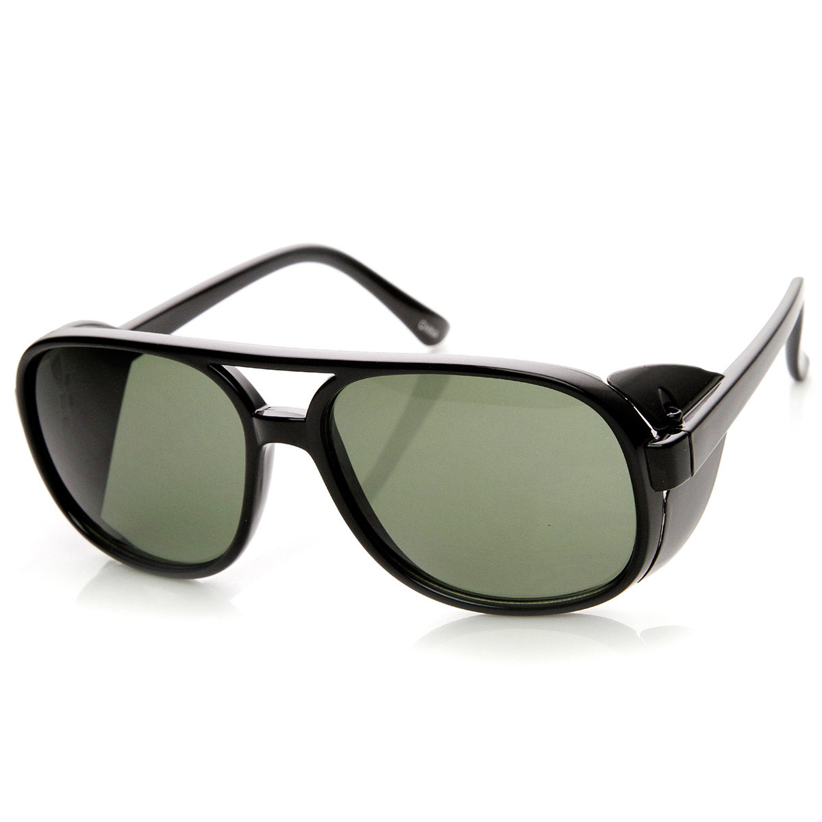Shiny-Black Green