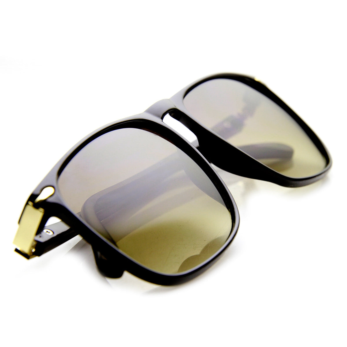 Black-Gold Smoke-Gradient