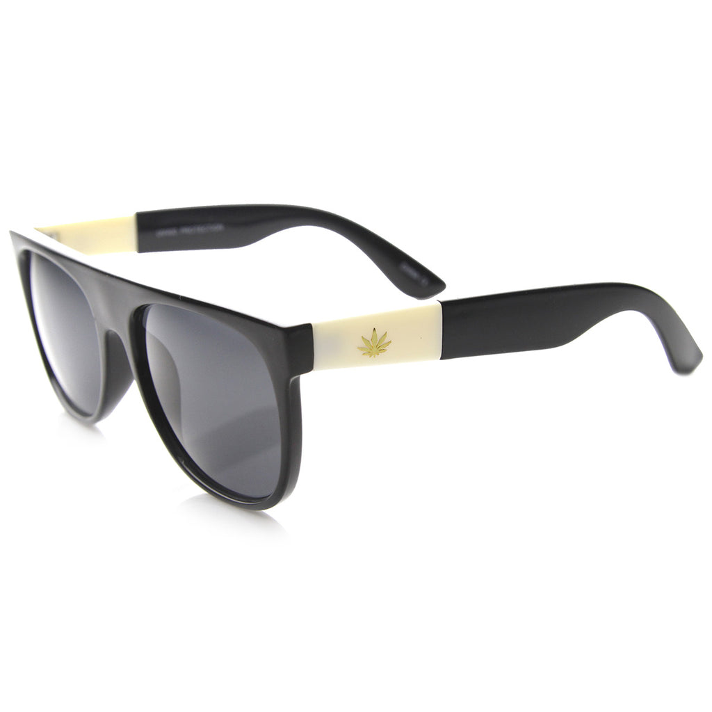 Ivory Leaf | Shiny Black / Smoke