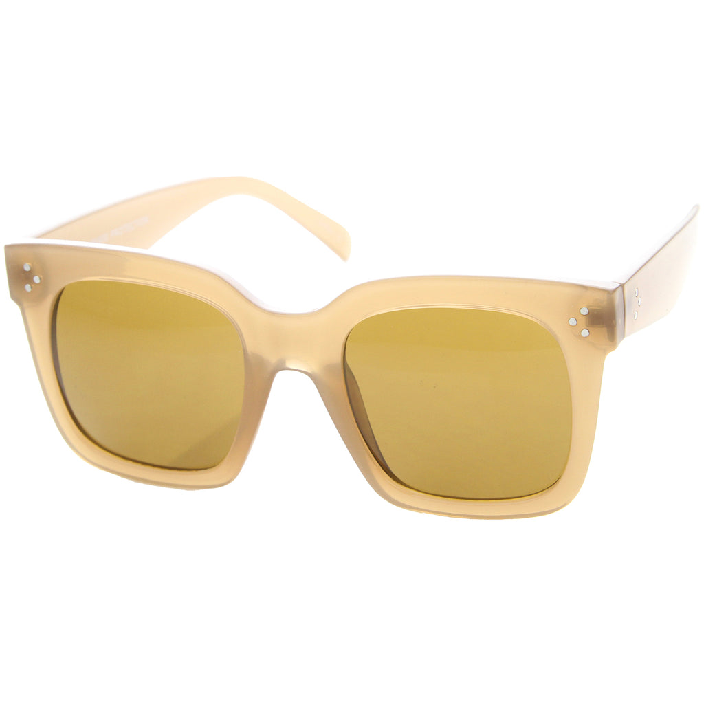Creme / Brown