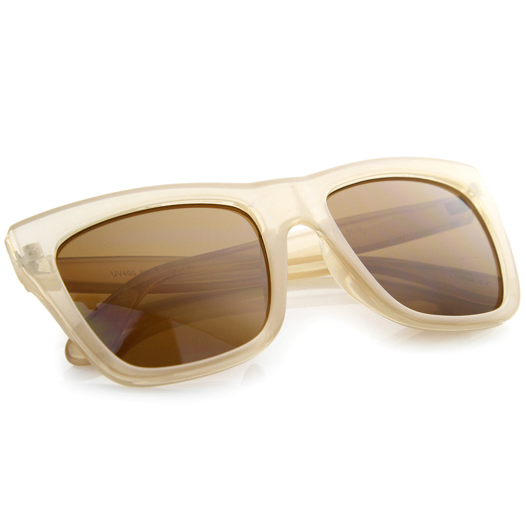 Creme / Brown