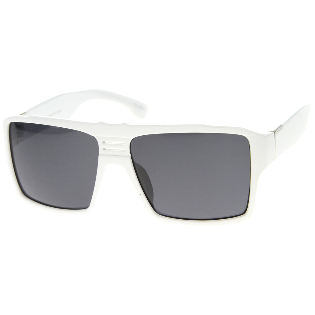 White / Smoke