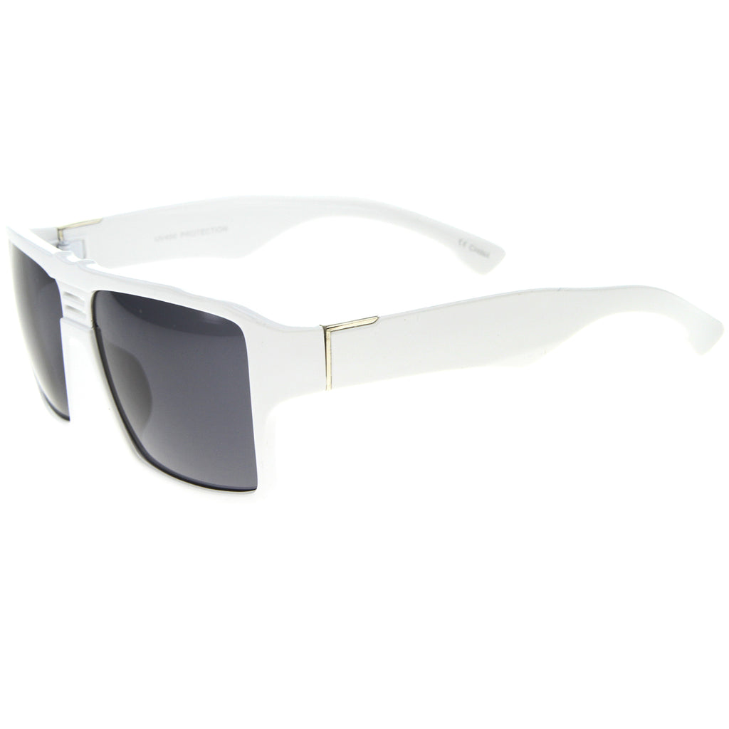 White / Smoke