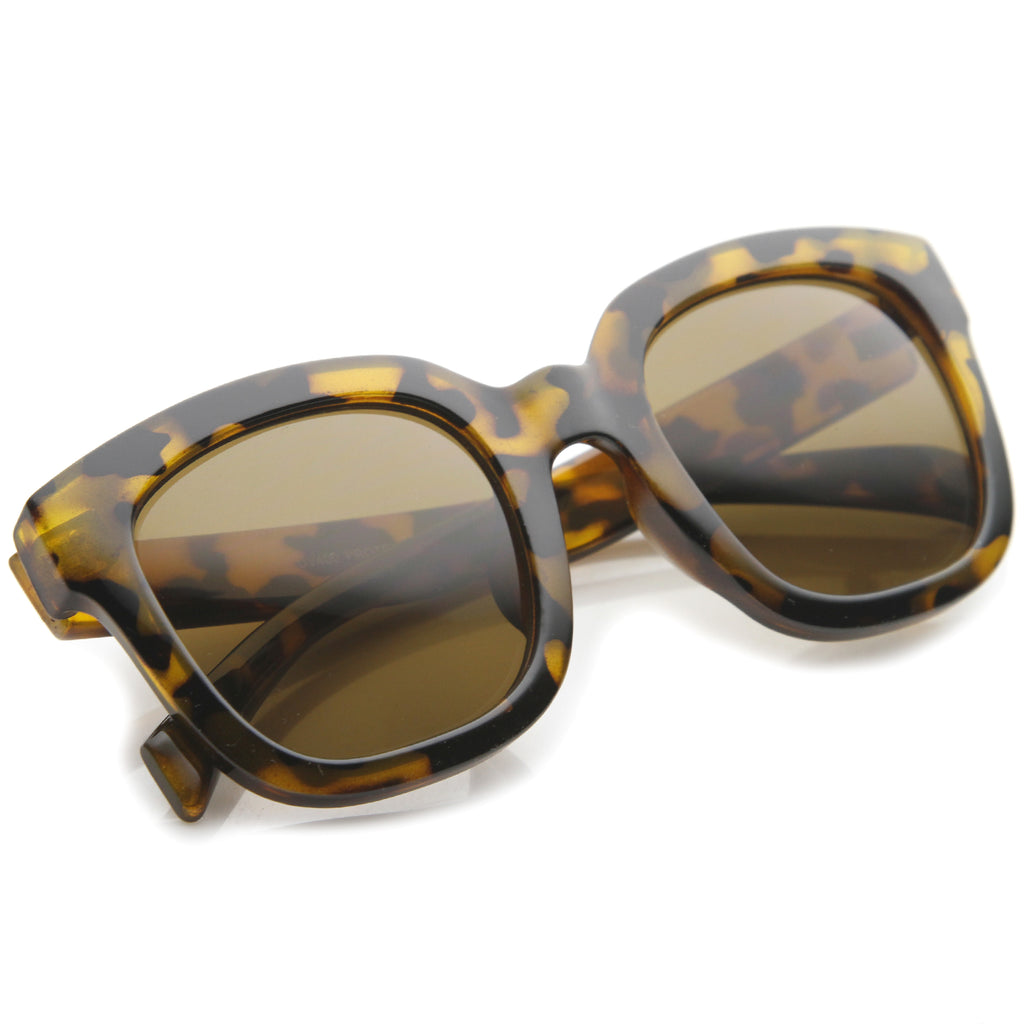 Tortoise / Brown