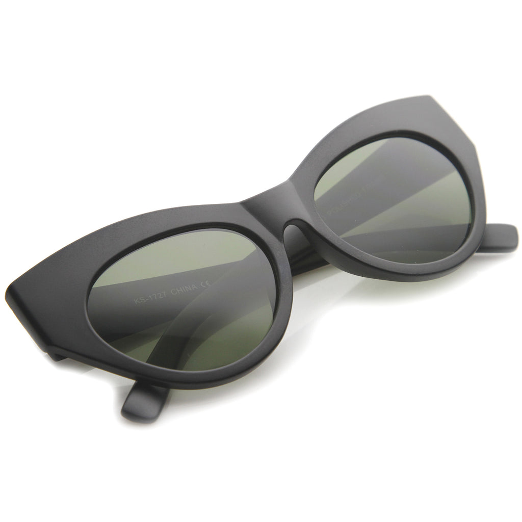 Matte Black / Green
