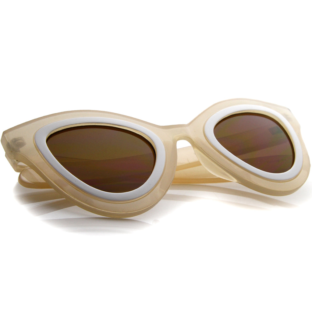 Creme-White / Brown