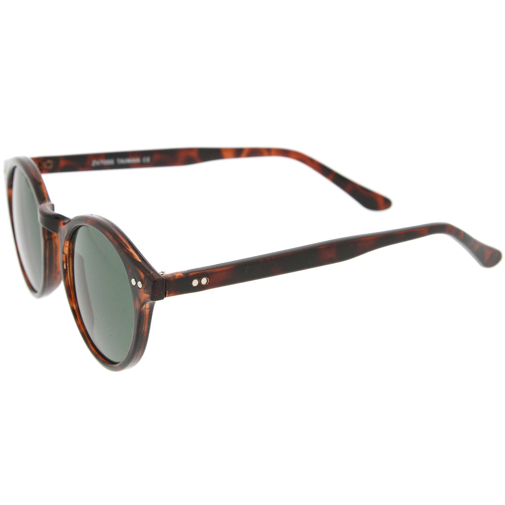Shiny Brown Tortoise / Green