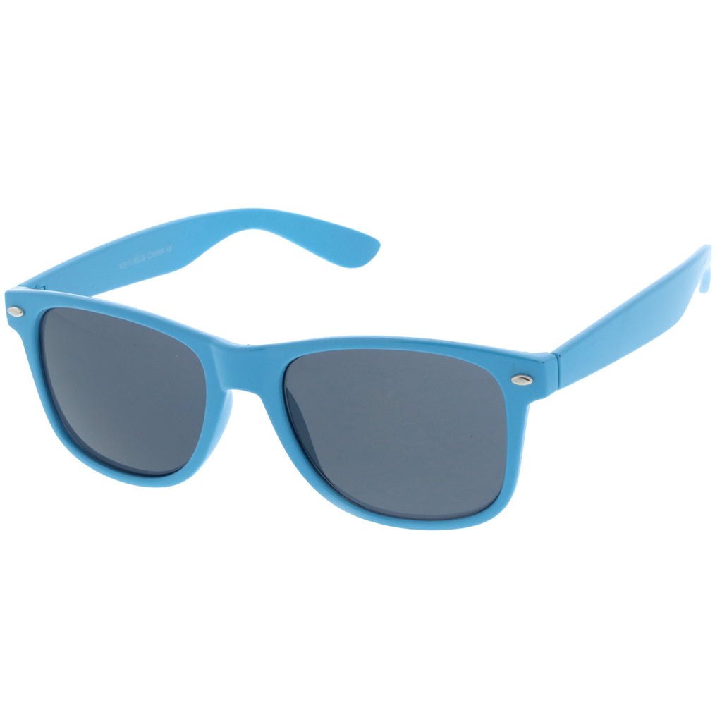 Light-Blue / Smoke