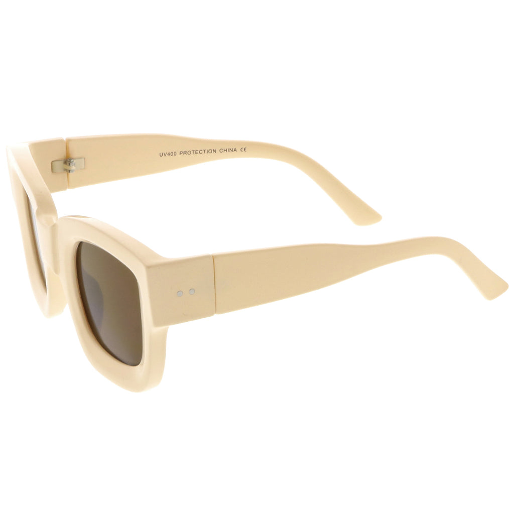 Creme / Brown