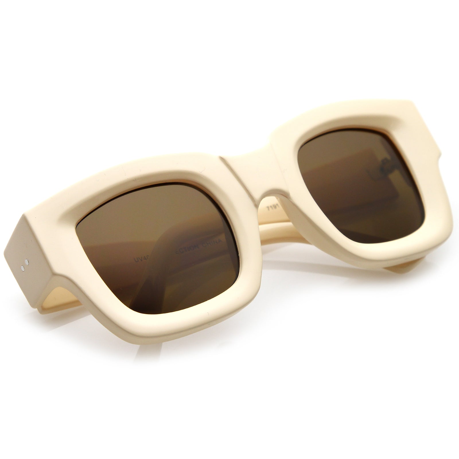 Creme / Brown