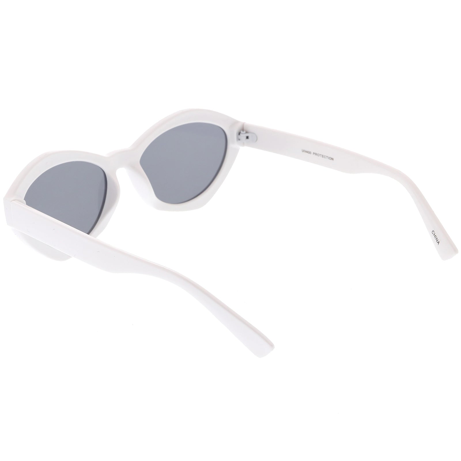 White / Smoke