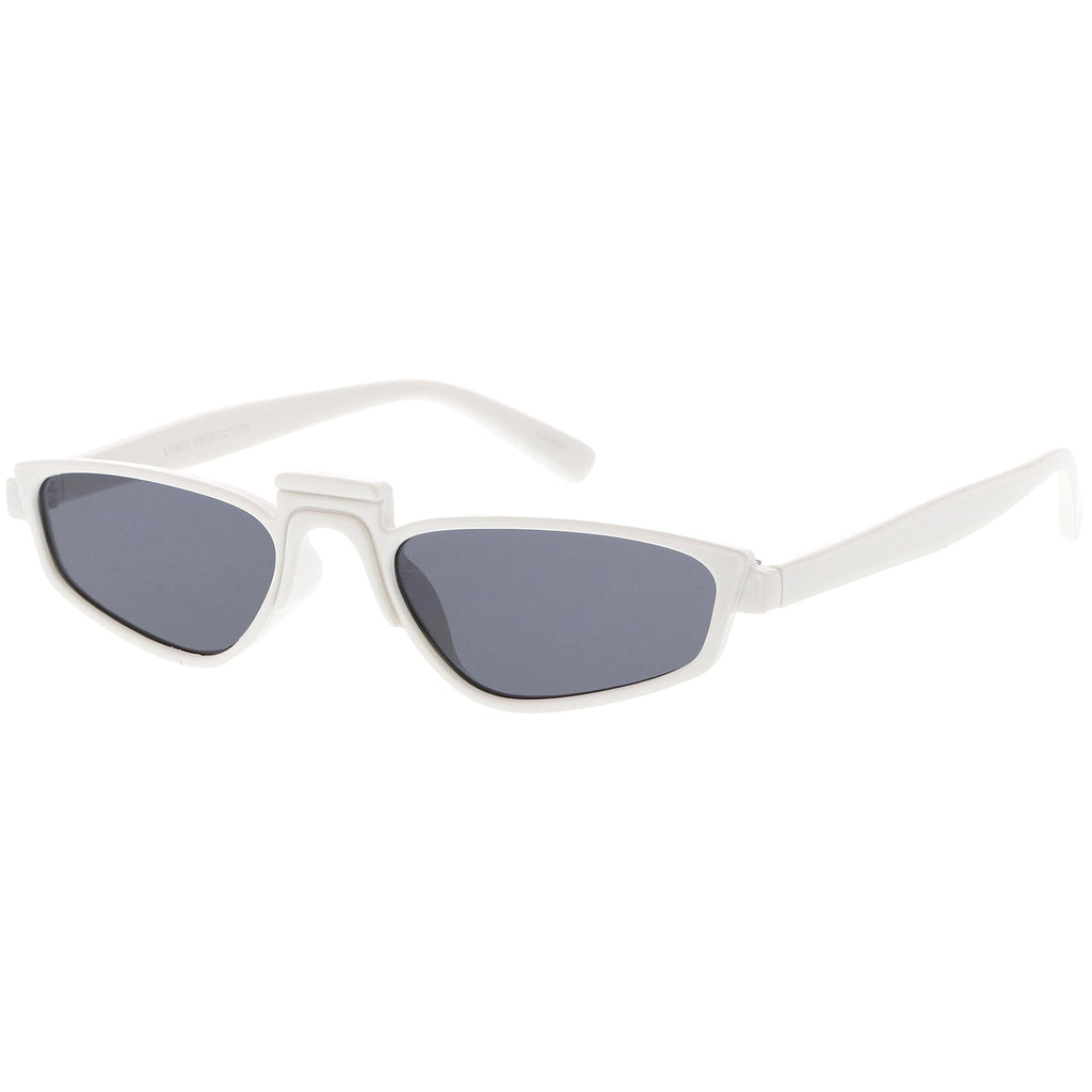 White / Smoke