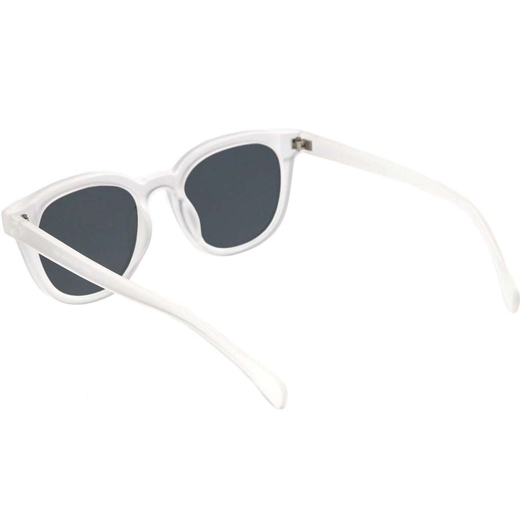 White / Smoke
