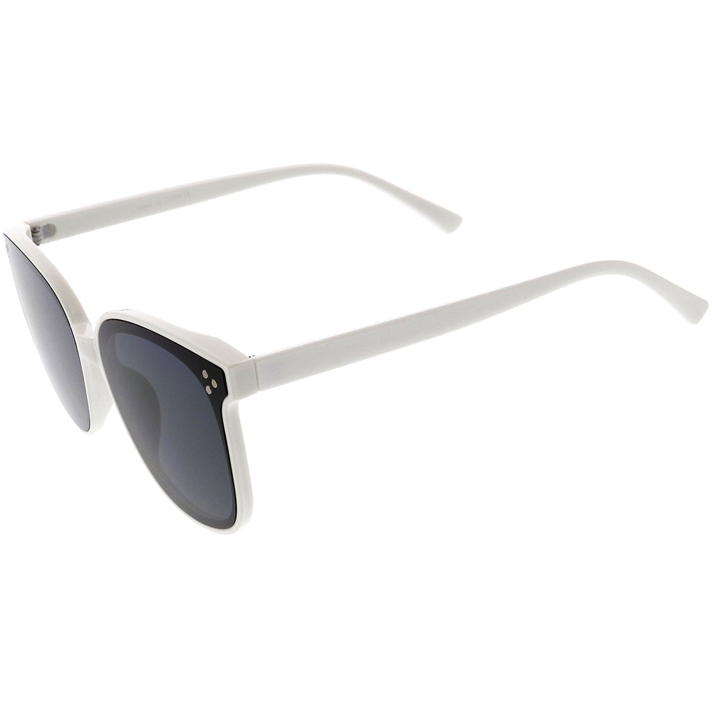 White / Smoke