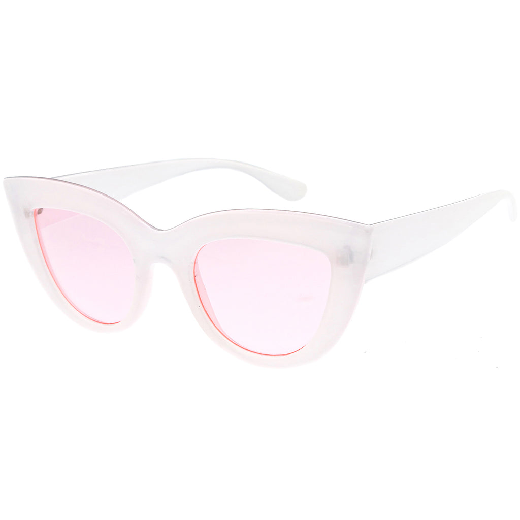 Milky White / Clear Pink